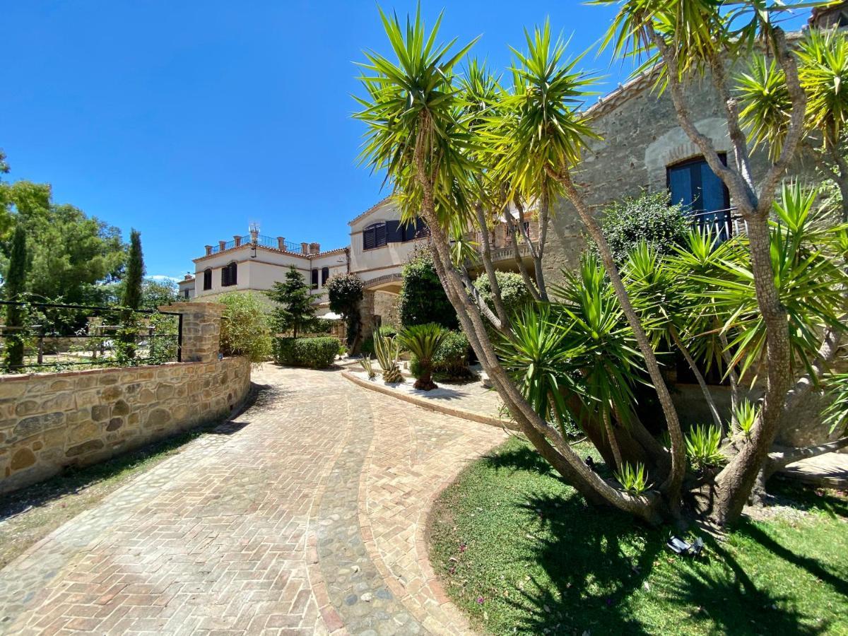 Le Colline Del Gelso-Masseria Mazzei Casa de hóspedes Rossano Exterior foto