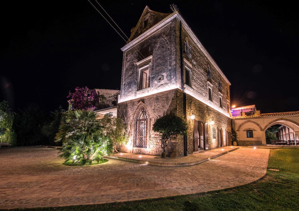 Le Colline Del Gelso-Masseria Mazzei Casa de hóspedes Rossano Exterior foto