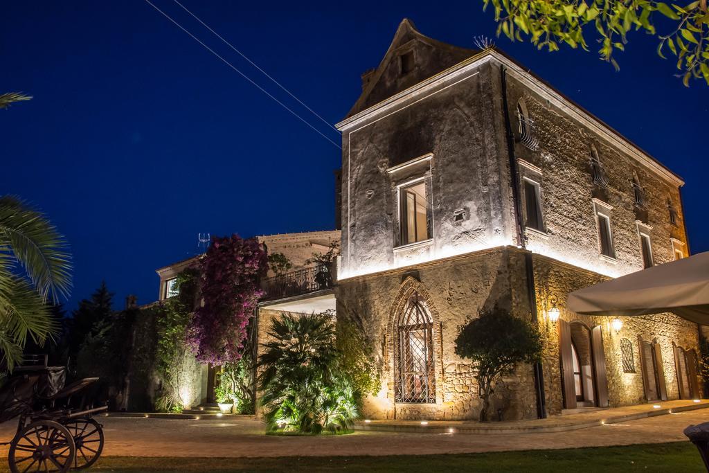 Le Colline Del Gelso-Masseria Mazzei Casa de hóspedes Rossano Exterior foto